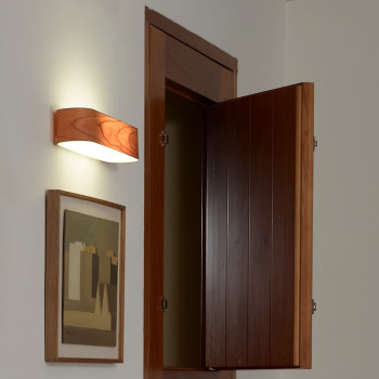 LZF Lamps I-Club Small Wall application example